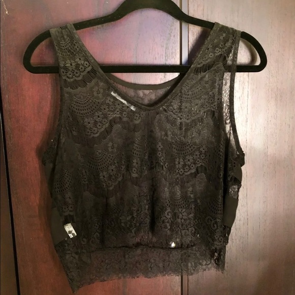 Top - Picture 2 of 3